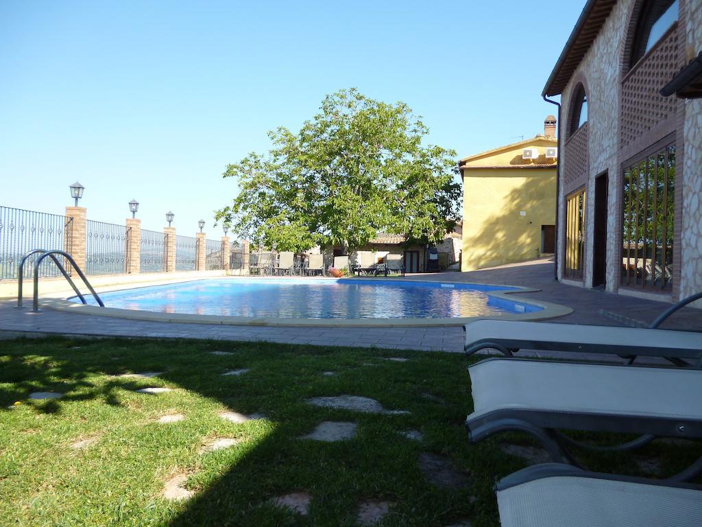 Country House Le Vedute Trevi Kamer foto